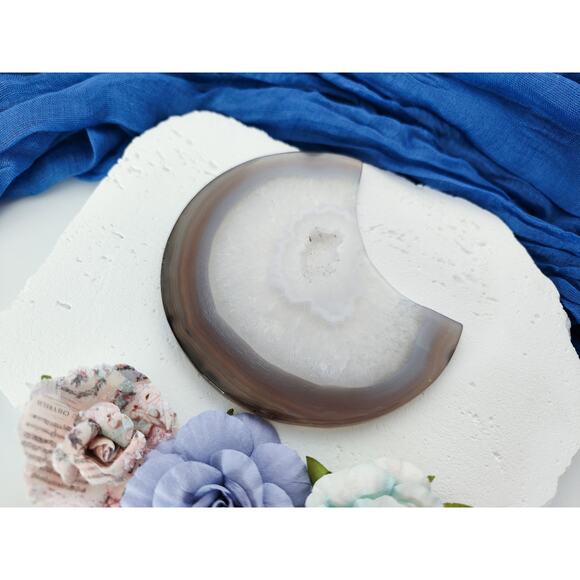 Large Druzy Agate Flat Moon Crystal Carving - Picture 3 of 6